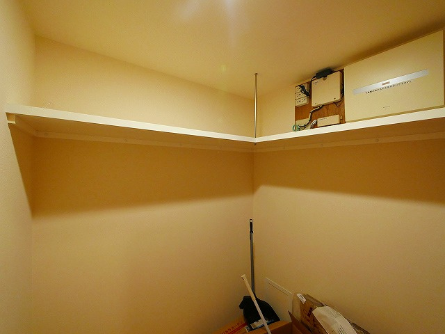 セントアージュ奈良の収納|ウォークインクローゼットです。