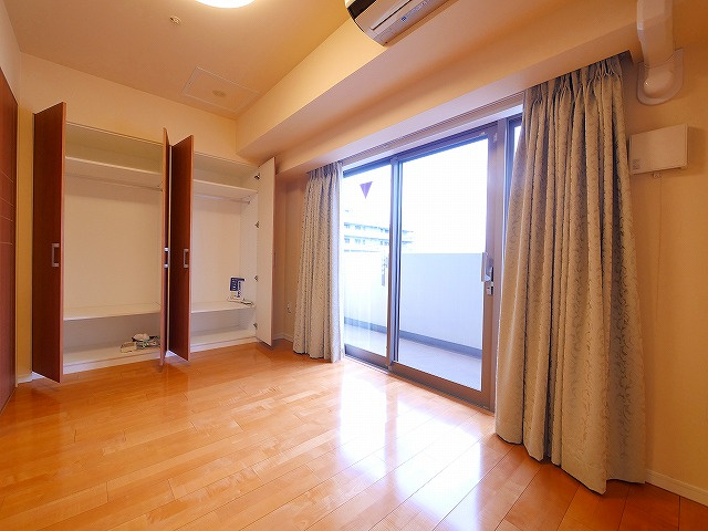 セントアージュ奈良の洋室|落ち着いた色調の洋室です