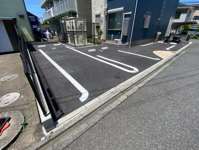 【駐車場】