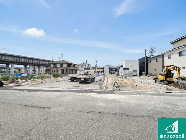 明石市二見町西二見　第23期　新築一戸建ての前面道路含む現地写真|周辺は落ち着いた街並みの住宅地！子育てがしやすい住環境です！まだ未完成ですが、現地でしかわからない事もございます。是非一度ご覧ください。