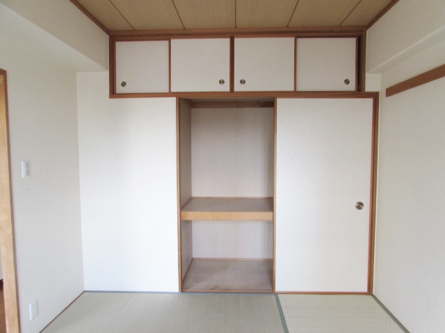リジェール宝塚の和室