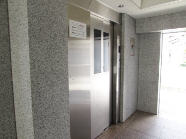 リジェール宝塚のロビー