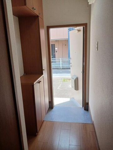 グリーンハイツ　Ａ　　刈谷市近郊の賃貸はクラスホーム刈谷店の玄関|ゆったりとした玄関です