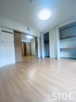 【洋室】 | チャコーレ岡本