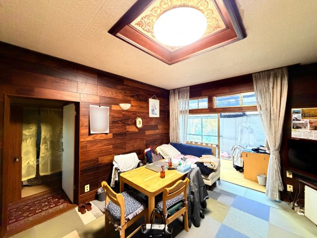 【居間・リビング】 | 神川町小浜　中古戸建