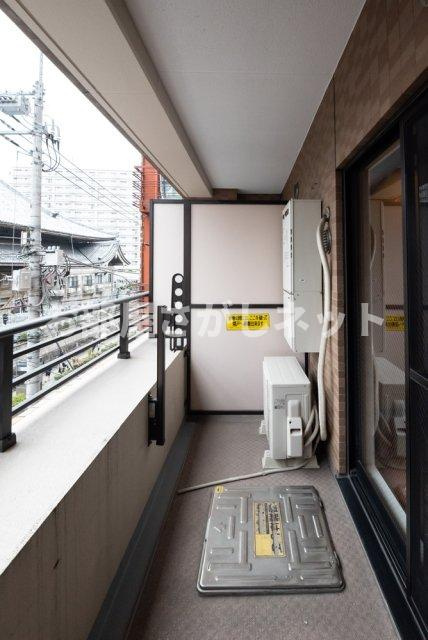 ファミール浅草シティウエスト【おとり物件なし】#学生・社会人にオススメ！初期費用分割払いOK！のバルコニー