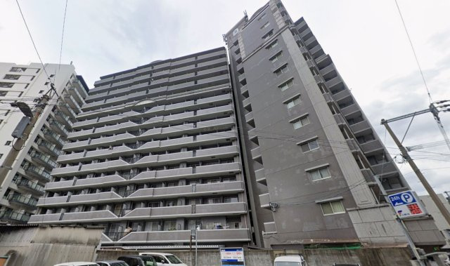 エステート・モア天神STUDIOの外観