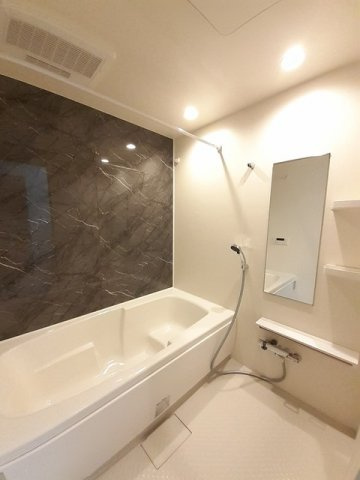 リヴェール・ＫⅠ　　刈谷市近郊の賃貸はクラスホーム刈谷店の浴室|お風呂で日々の疲れを落としましょう