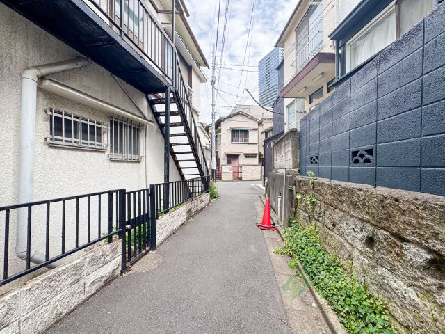 品川区大崎3丁目の前面道路含む現地写真