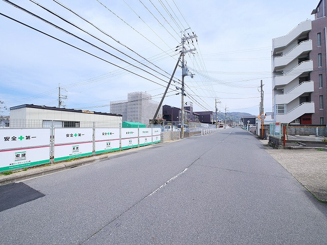 南京終7丁目アパート新築工事の居間・リビング