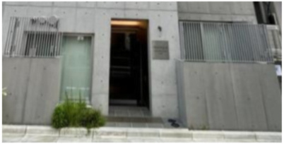 ＰＲＡＴＩＱＵＥ　ＫＡＧＵＲＡＺＡＫＡ　ｗｅｓｔのエントランス