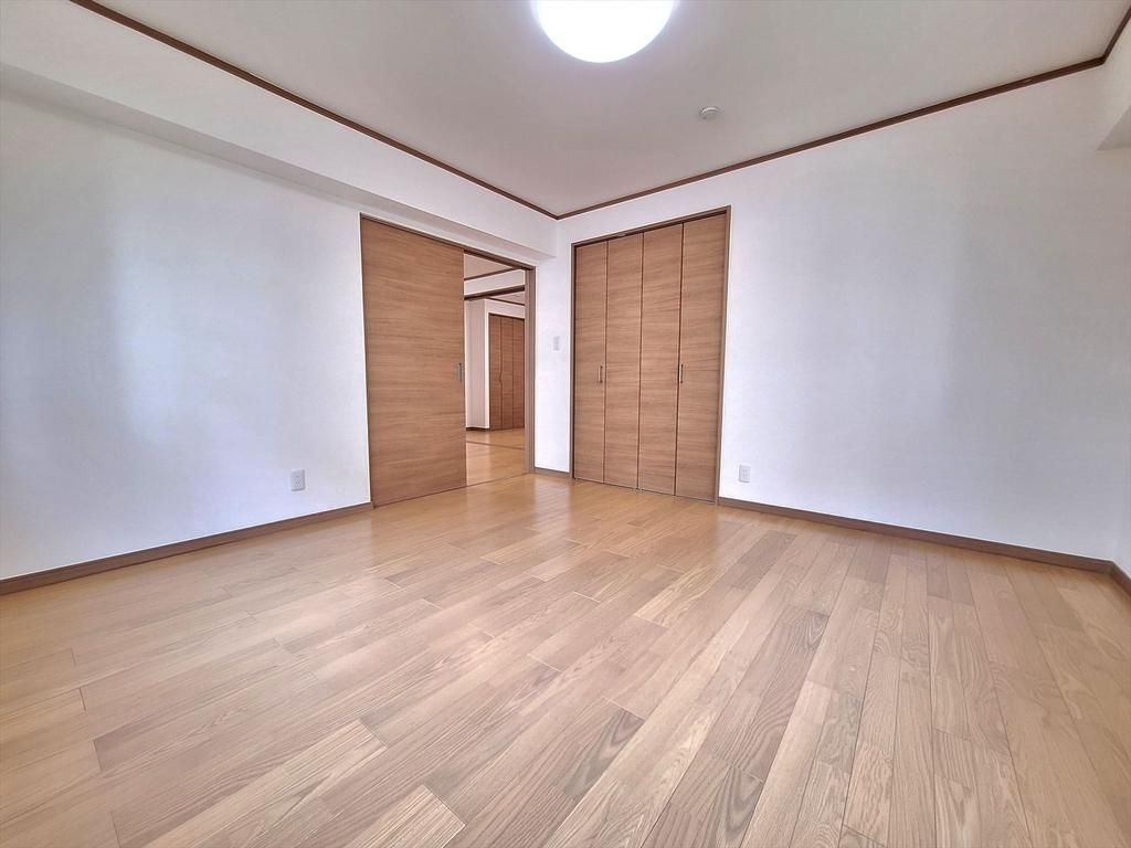 武蔵野グリーンタウンＤ棟の寝室