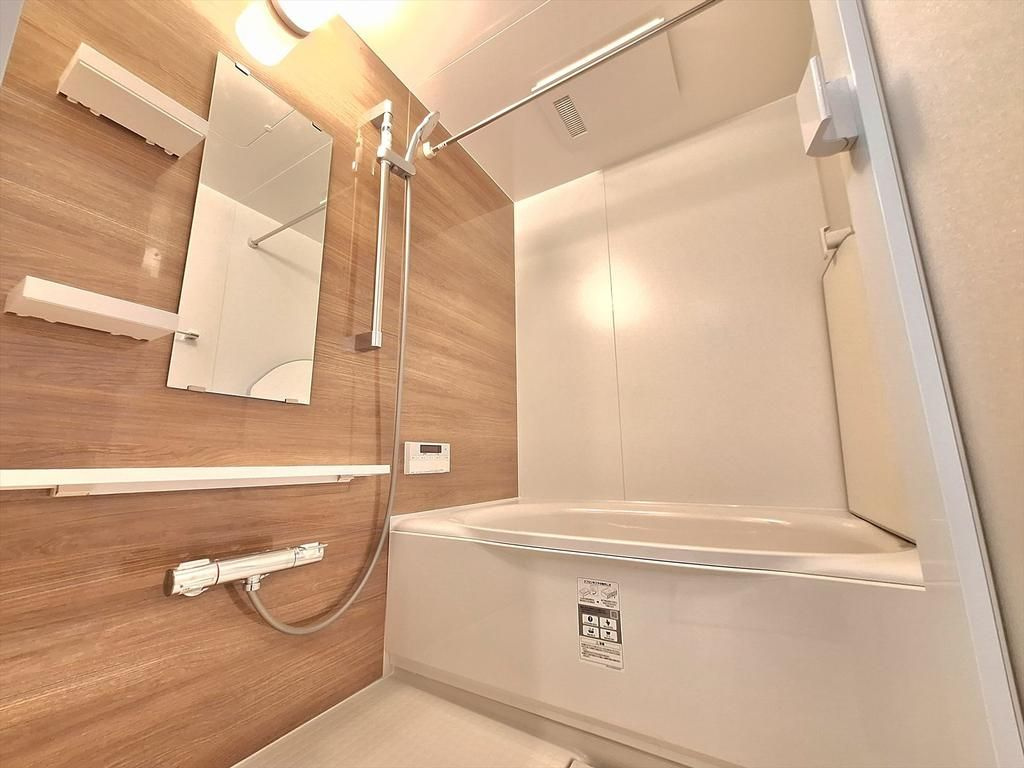 武蔵野グリーンタウンＤ棟の浴室