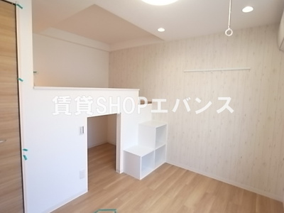 【洋室】 | ウインドテラス津田沼 | 明るい洋室です