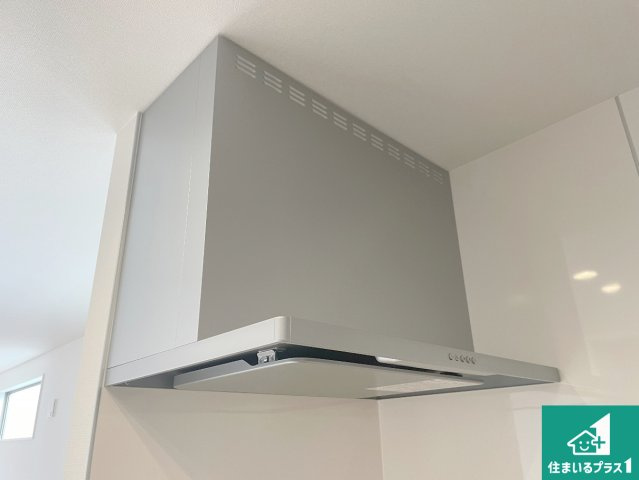 栗東市手原　第1期　新築一戸建ての設備|汚れにくいスロットフィルタでお手入れラクラク！ＬＥＤ照明付き！