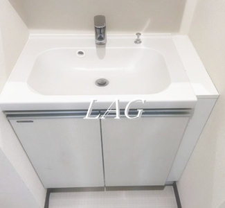 【洗面所】 | B CITY APARTMENT IKEBUKURO WEST | 独立洗面台です。