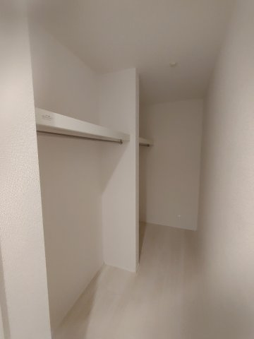 リナ―ジュL豊川御津町広石の収納