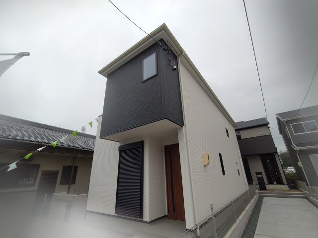 リナ―ジュL豊川御津町広石の外観