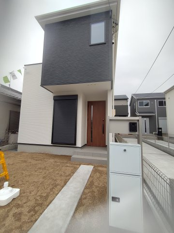 リナ―ジュL豊川御津町広石の駐車場