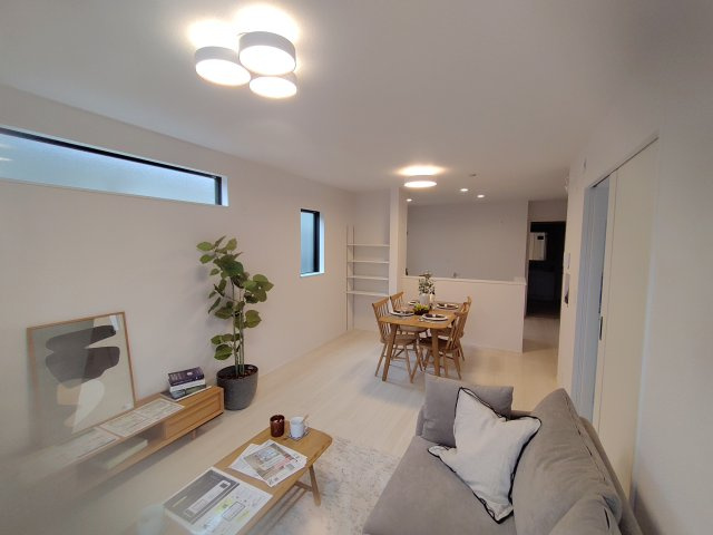 リナ―ジュL豊川御津町広石のロビー