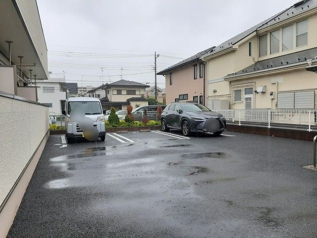 エトワール三鷹のエントランス
