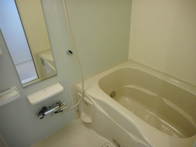 エトワール三鷹の浴室