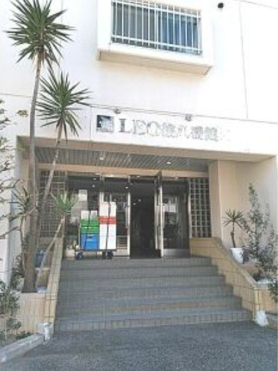 ＬＥＯ拾八番館のエントランス
