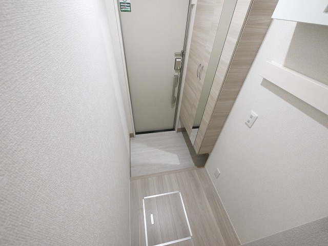 amFuru (アムフル)の玄関