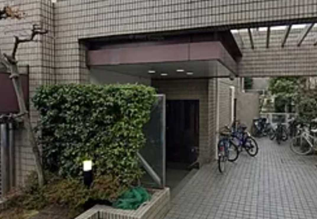 リズ梅ヶ丘　礼金0　南向き　2面バルコニーのエントランス