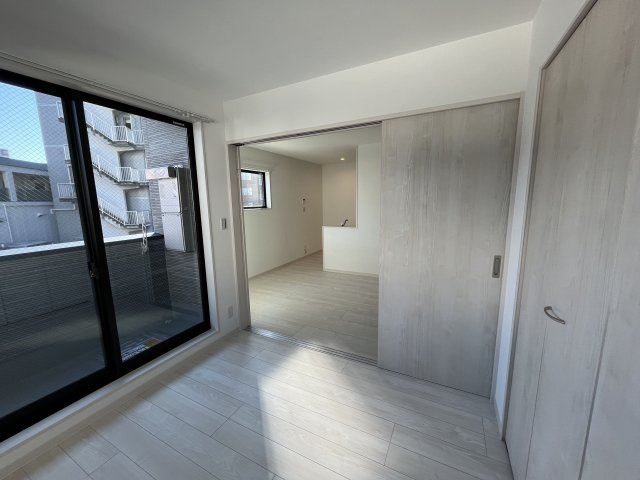 メゾンクレール南福岡駅前の居間・リビング