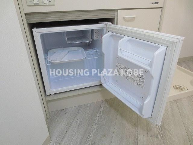 マウンテンハウスⅠのキッチン|ミニ冷蔵庫