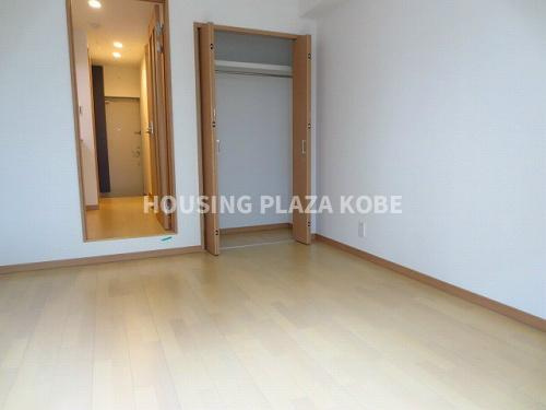 ワコーレヴィアーノ須磨関守町２丁目　須磨駅の賃貸情報の居間・リビング