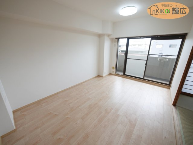 【子供部屋】 | ロイヤルシャトー手柄南　2階