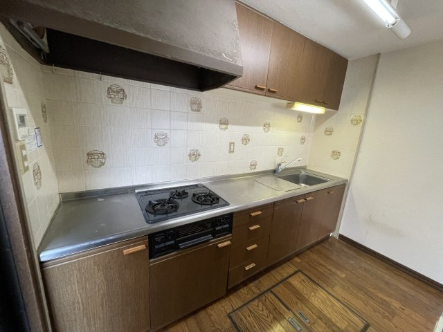 岩出市中島・中古戸建・54769のキッチン