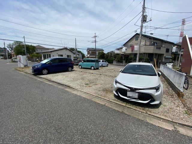 【駐車場】