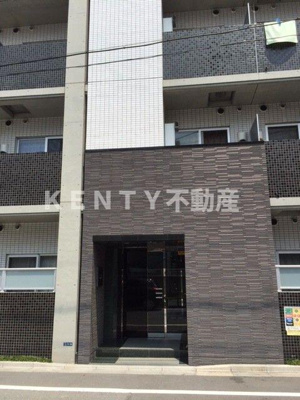 【エントランス】 | XEBEC千鳥町 | 建物の内部です