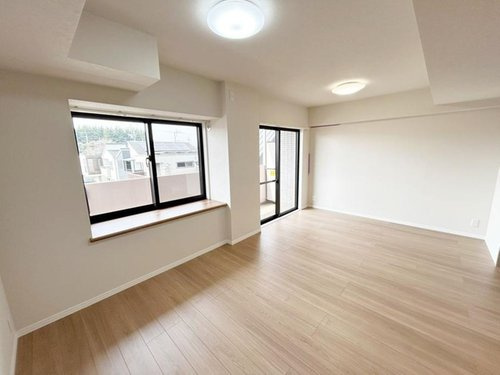 シーアイマンション狭山の居間・リビング|ゆったり過ごせるリビングです