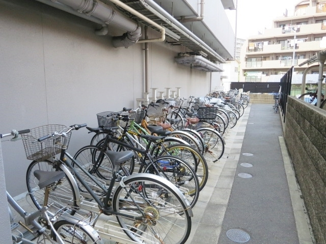 王子神谷パークサイドハイツのその他共用部分|自転車置き場です♪