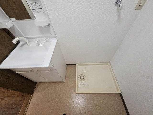 K・クレーネーのその他