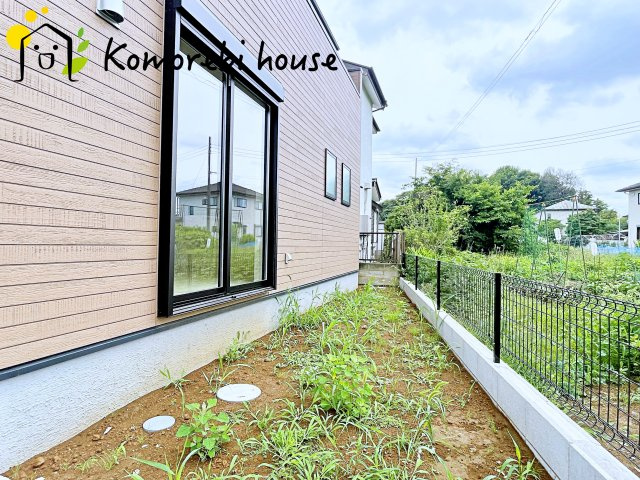 さいたま市見沼区東宮下　新築一戸建て　リーブルガーデン　01の庭|お庭です