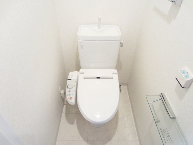 グラントゥルース東十条のトイレ|温水洗浄便座付きです☆