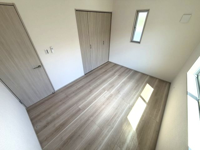 グランソフィア南辻の寝室|ゆったりした洋室です