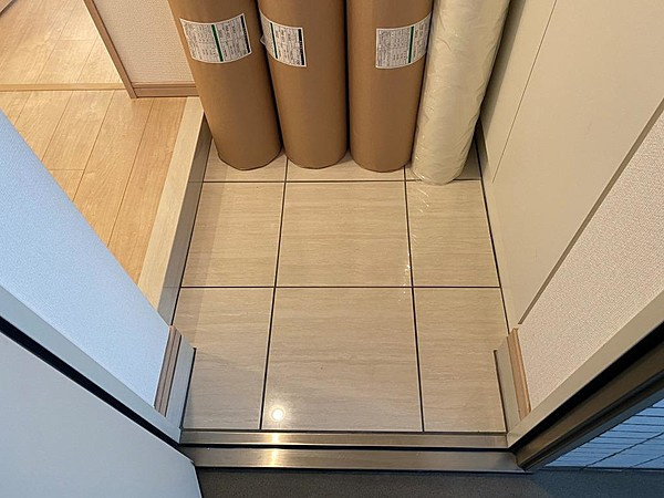 アイル東京スカイツリー参番館の玄関