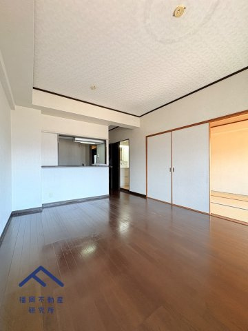 JGMヴェルデ那珂川壱番館の居間・リビング