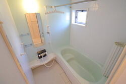 サンリッチ中野島の浴室|※他部屋参考写真外観