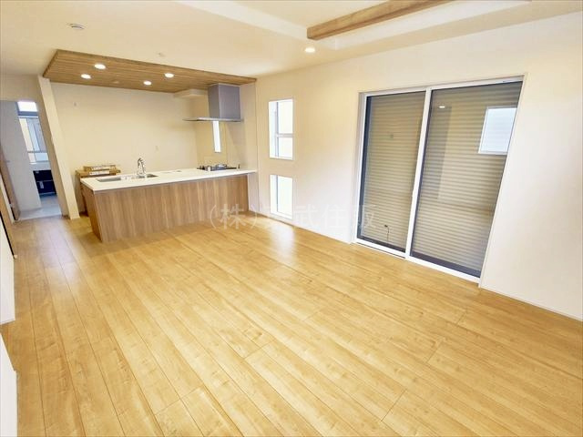 【居間・リビング】の画像