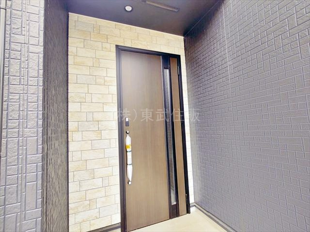 【玄関】 | ふじみ野市大井中央1丁目　全55棟　29号棟 | 落ち着いた雰囲気の玄関です