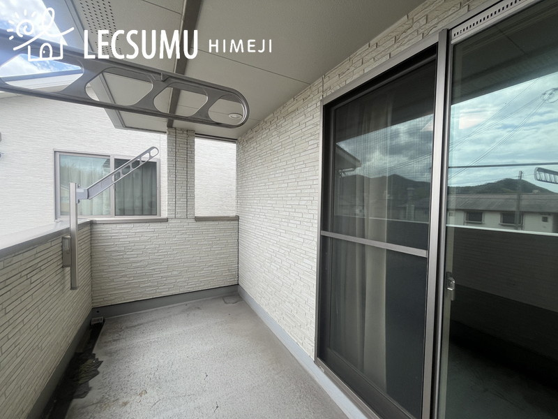 姫路市東今宿6丁目/中古戸建のバルコニー