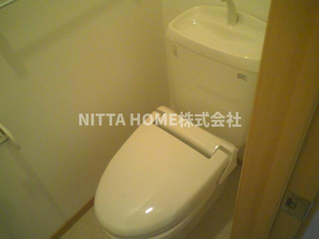 グリーン・エコーⅡのトイレ|清潔感のあるトイレです＊