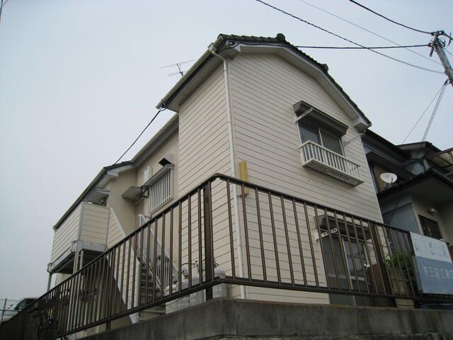 第２こまくさ荘の外観
